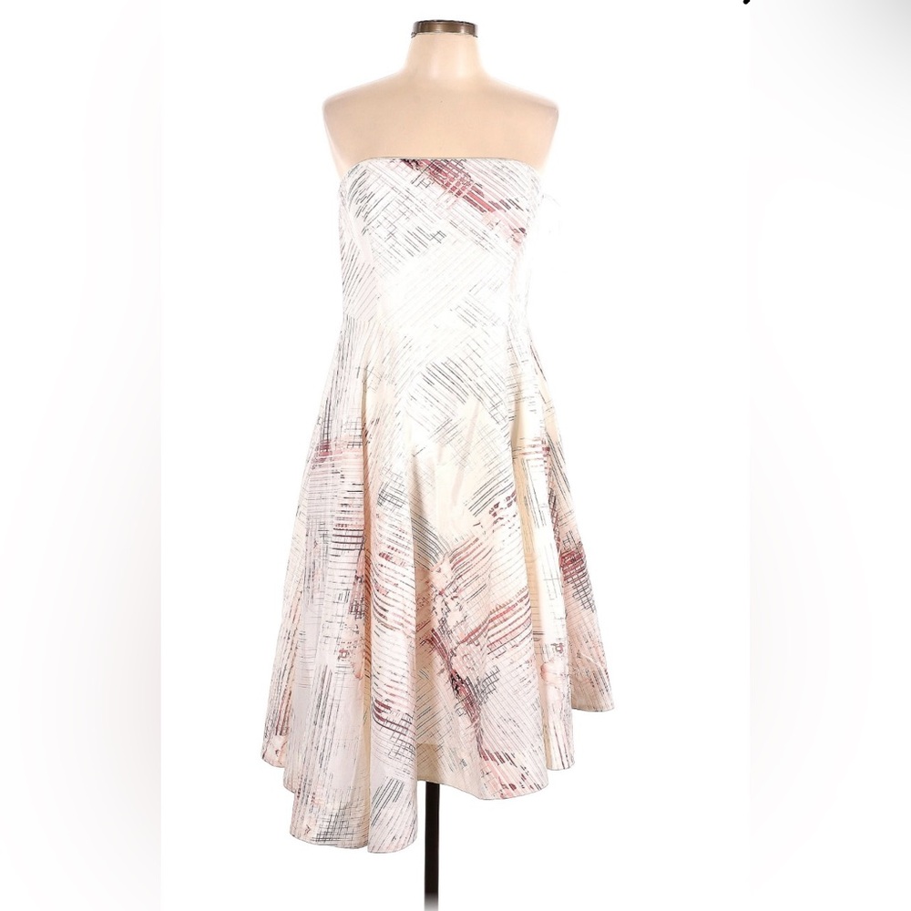 🆕 New with tags White House Black Market Strapless Cocktail Dress